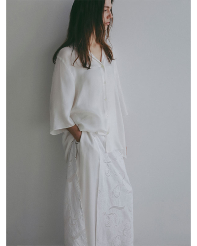 新品タグ付♡ ETRE TOKYO キュプラタンクトップ ETRE TOKYO キュプラタンクトップ - メルカリ