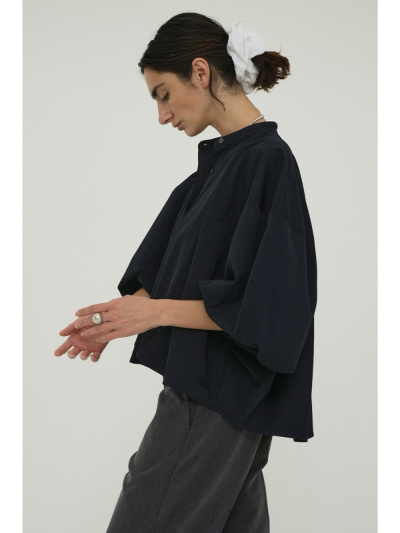 CLANE (クラネ) 18122-4082 VOLUME SELEEVE STAND NECK SHIRTの