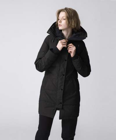 CANADA GOOSE（カナダグース)2302WBJ Mackenzie Parka Black