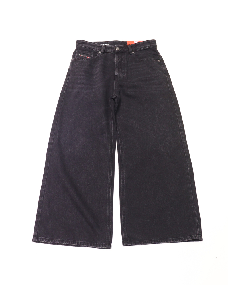 DIESEL (ディーゼル) A13495 Relaxed Jeans の通販 - BOOMERANG