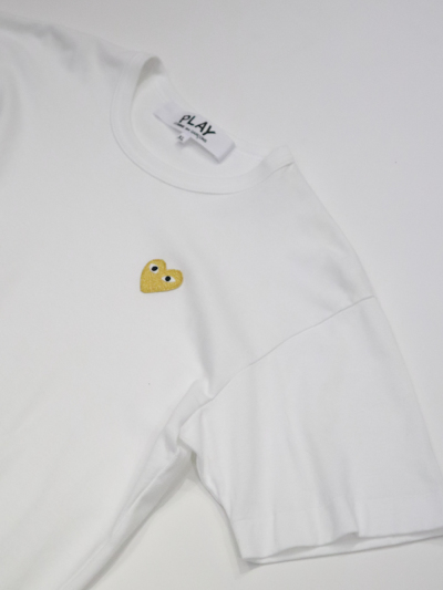 Play Comme des Garçons: Gold Heart T-Shirt (White) | DSMNY E