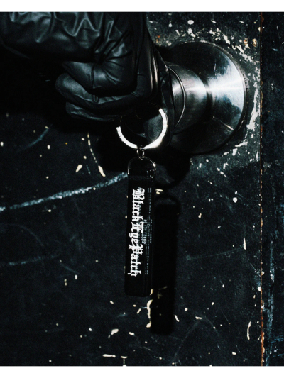BLACKEYEPATCH（ブラックアイパッチ）BEPFW26AC74 BLACKLETTER ACRYLIC