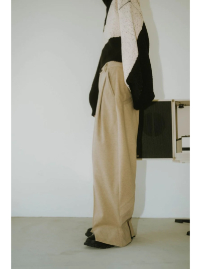 Knuth Marf (クヌースマーフ) KM23WG09 front slit pants(unisex)の