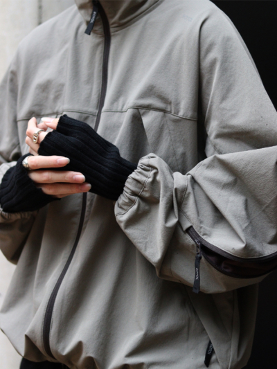新品未使用 refomedリフォメッドアームウォーマーGUNTE 手袋 refomed(リフォメッド）REAC-002 ”GUNTE” ARM WARMER[MORE SALE