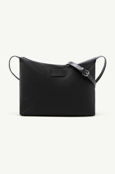 MM6 Maison Margiela（エムエム6 メゾンマルジェラ) SB6WG0024P9062