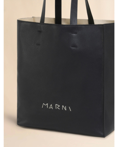 MARNI (マルニ) SHMP0080L4P6533 レザー製 Museo ラージソフトトート