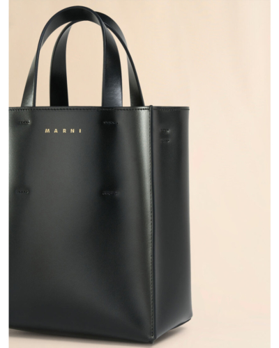 MARNI (マルニ) SHMPV01TU0LV639 レザー MARNIロゴストラップ Museo