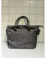 �J���[�o���G�[�V����