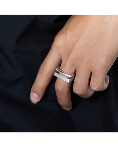 XOLO（ショロ）XOR123 Different Width Ring with Hair Lineの通販